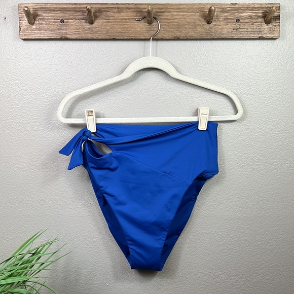 NWT Becca Swim Bottoms High Waist Side Tie Medium - Picture 3 of 9